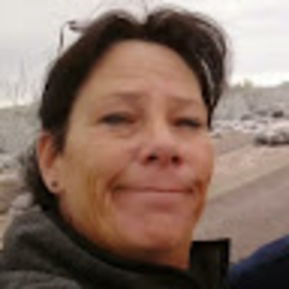 Meet your Posher, Sandra - Picture 1 of 1